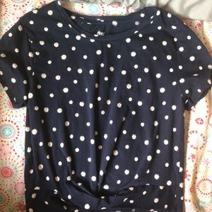 Dip.       Dark blue with daisy